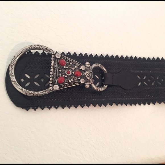 STREETS AHEAD Black Lace Leather Hipster Belt - Picture 2 of 8